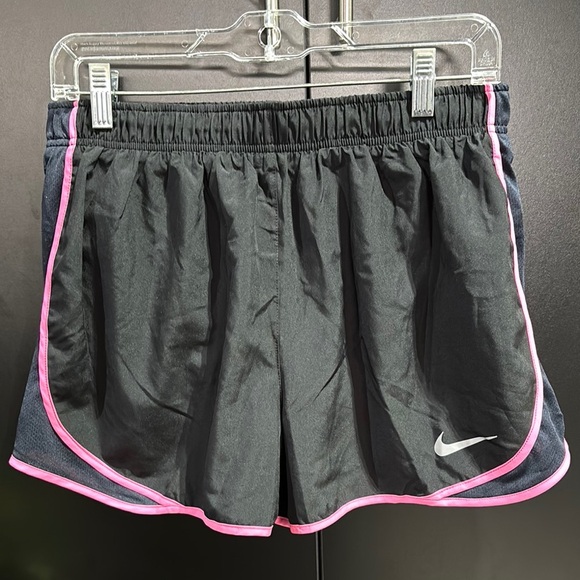 Nike Dri-Fit Running,panty lined,elastic drawstring waist,mesh side panel - Picture 1 of 8